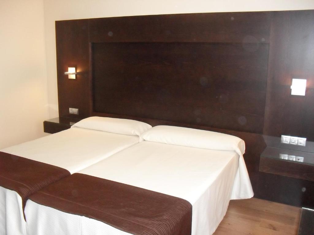 Hotel Anabel بازا الغرفة الصورة