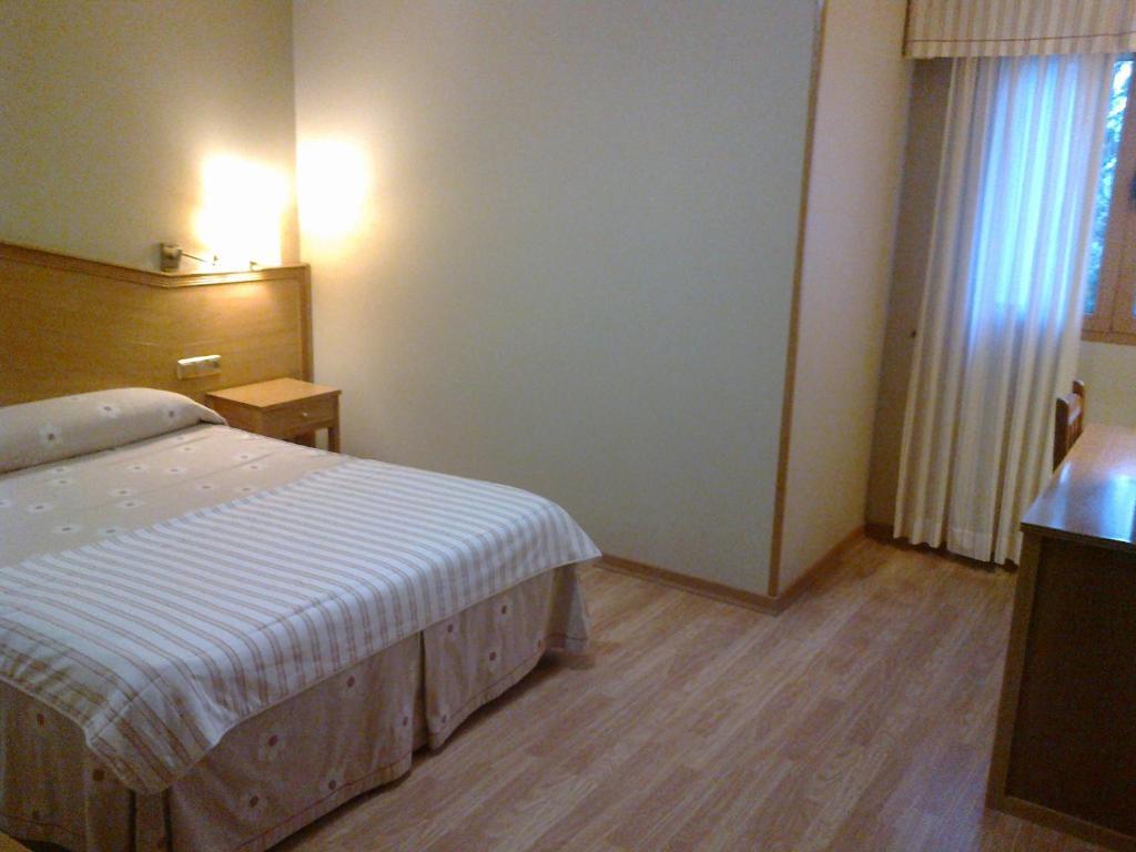 Hotel Anabel بازا الغرفة الصورة
