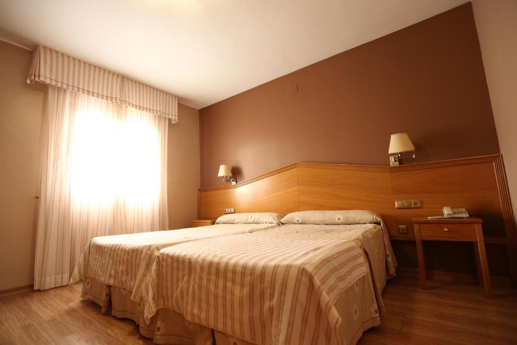 Hotel Anabel بازا الغرفة الصورة